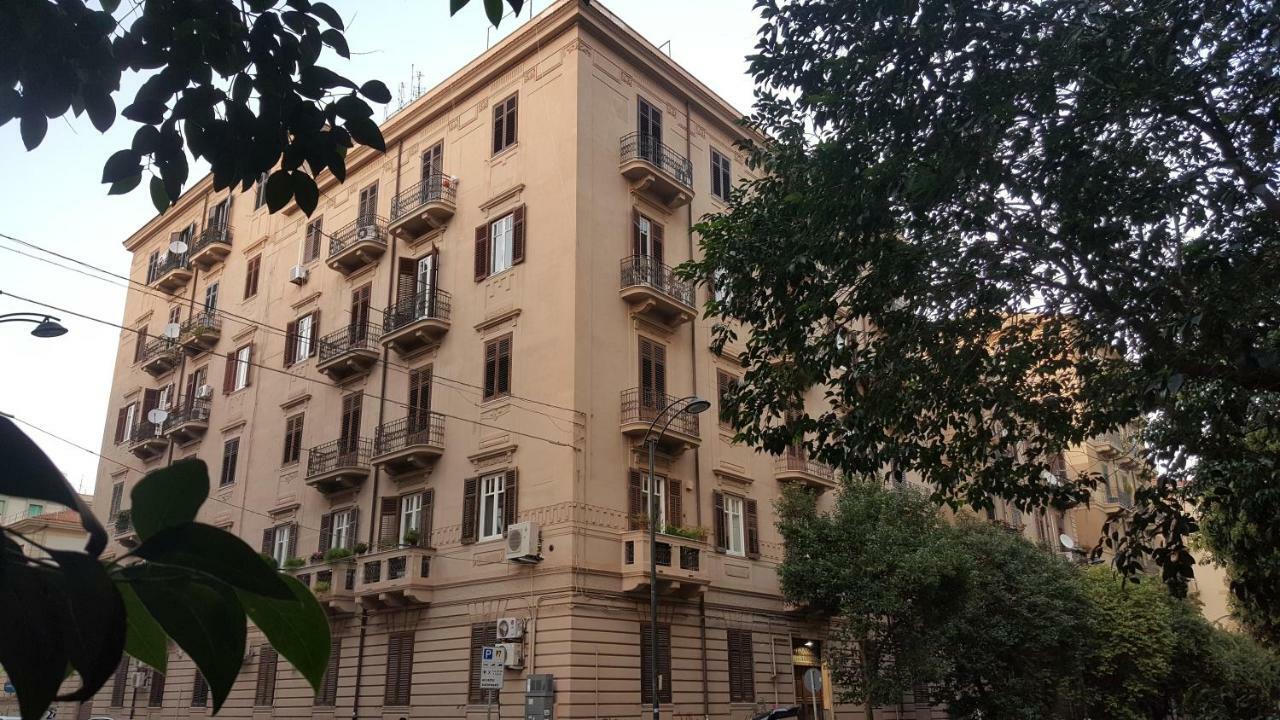 Boheme B&B Al Centro Di Palermo Exterior foto